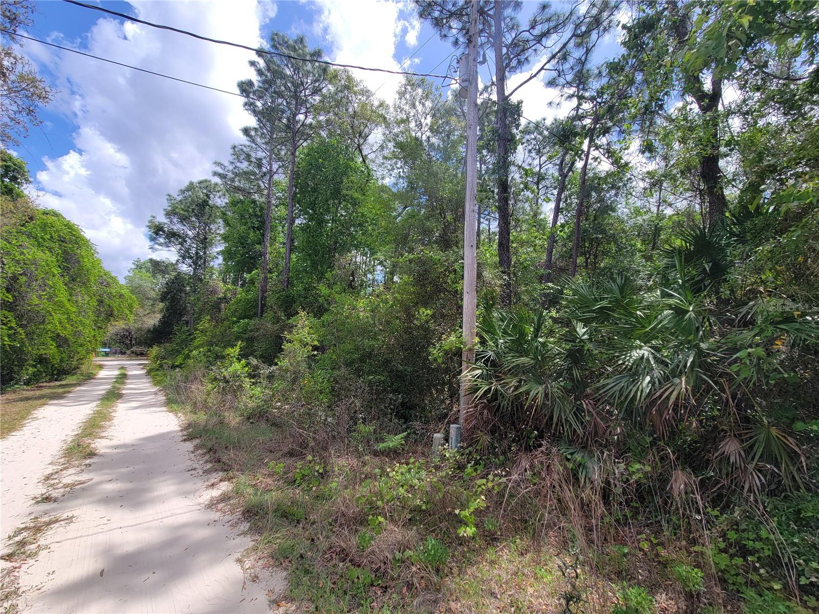 MAYFAIR GARDEN ACRES - Land