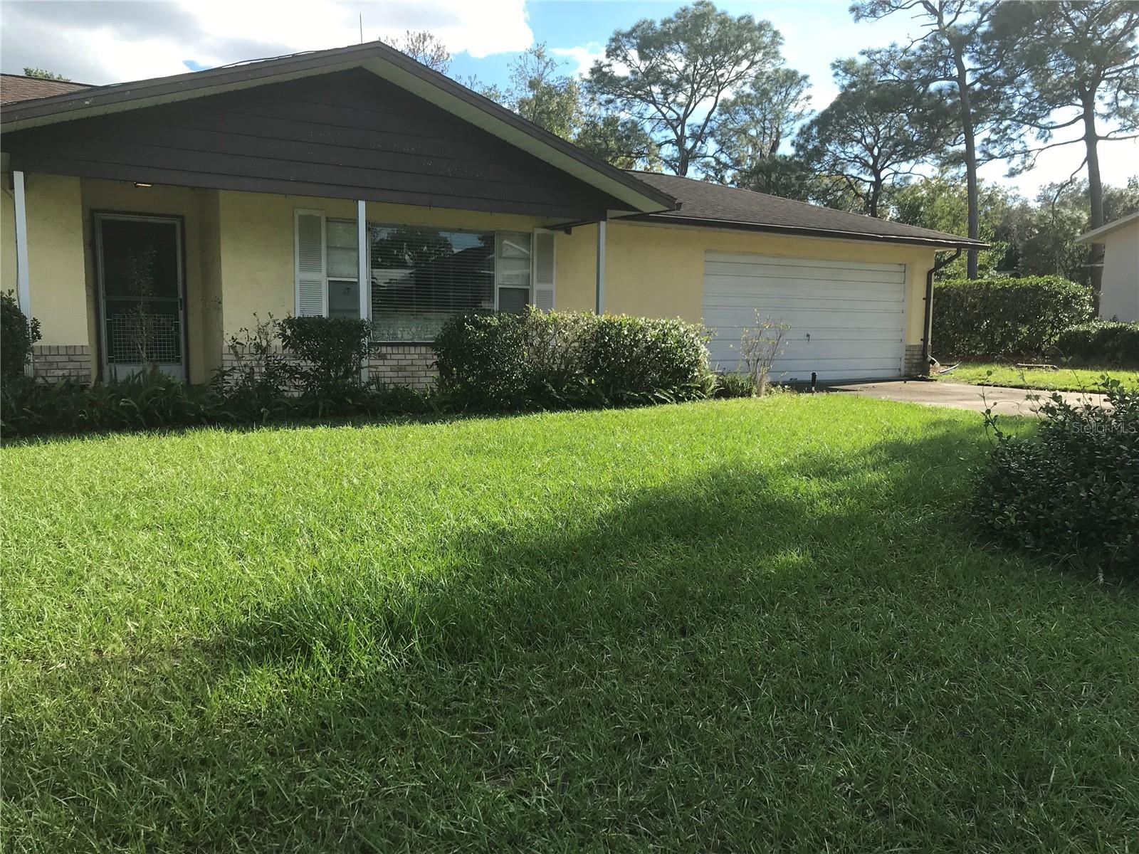 313 BAHIA CIRCLE