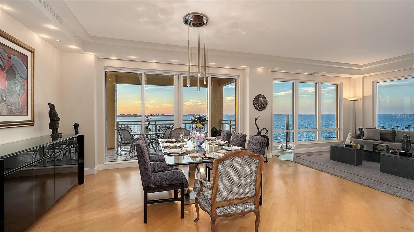 35 WATERGATE DRIVE 1005