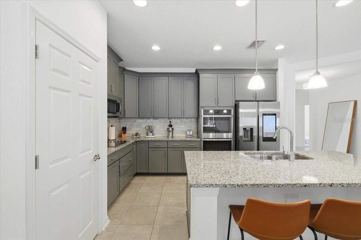 TERRALARGO PH 3E - Residential Lease