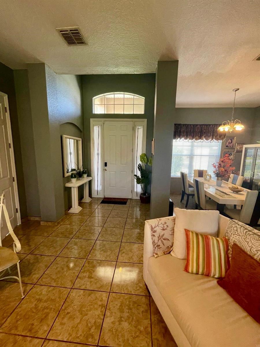 421 BAY LEAF DRIVE
