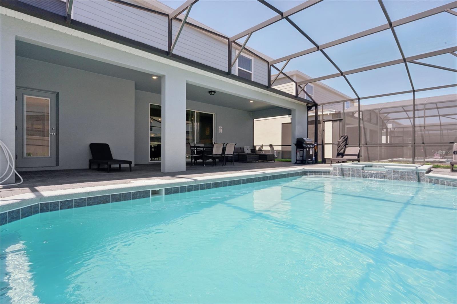 WINDSOR ISLAND RESIDENCE PH 2A - Residential