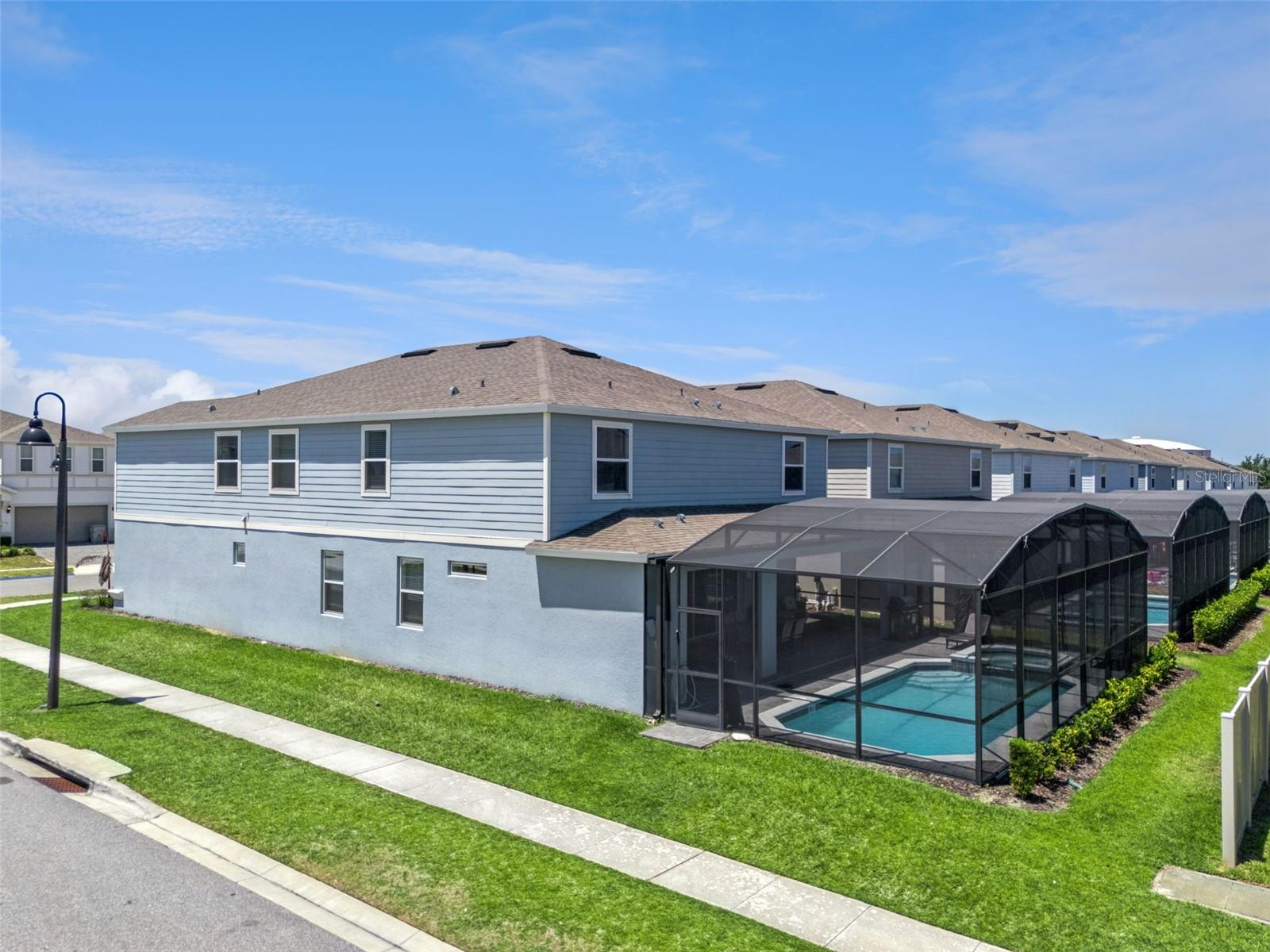 WINDSOR ISLAND RESIDENCE PH 2A - Residential
