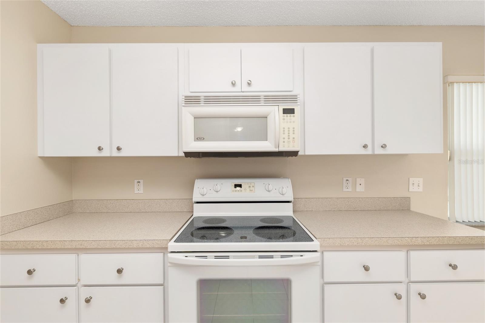 ON TOP OF THE WORLD - Residential