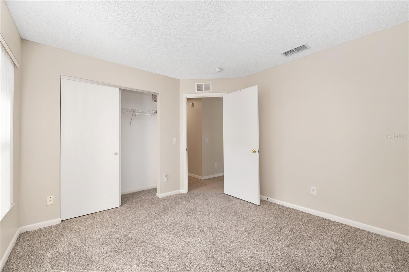 ON TOP OF THE WORLD - Residential