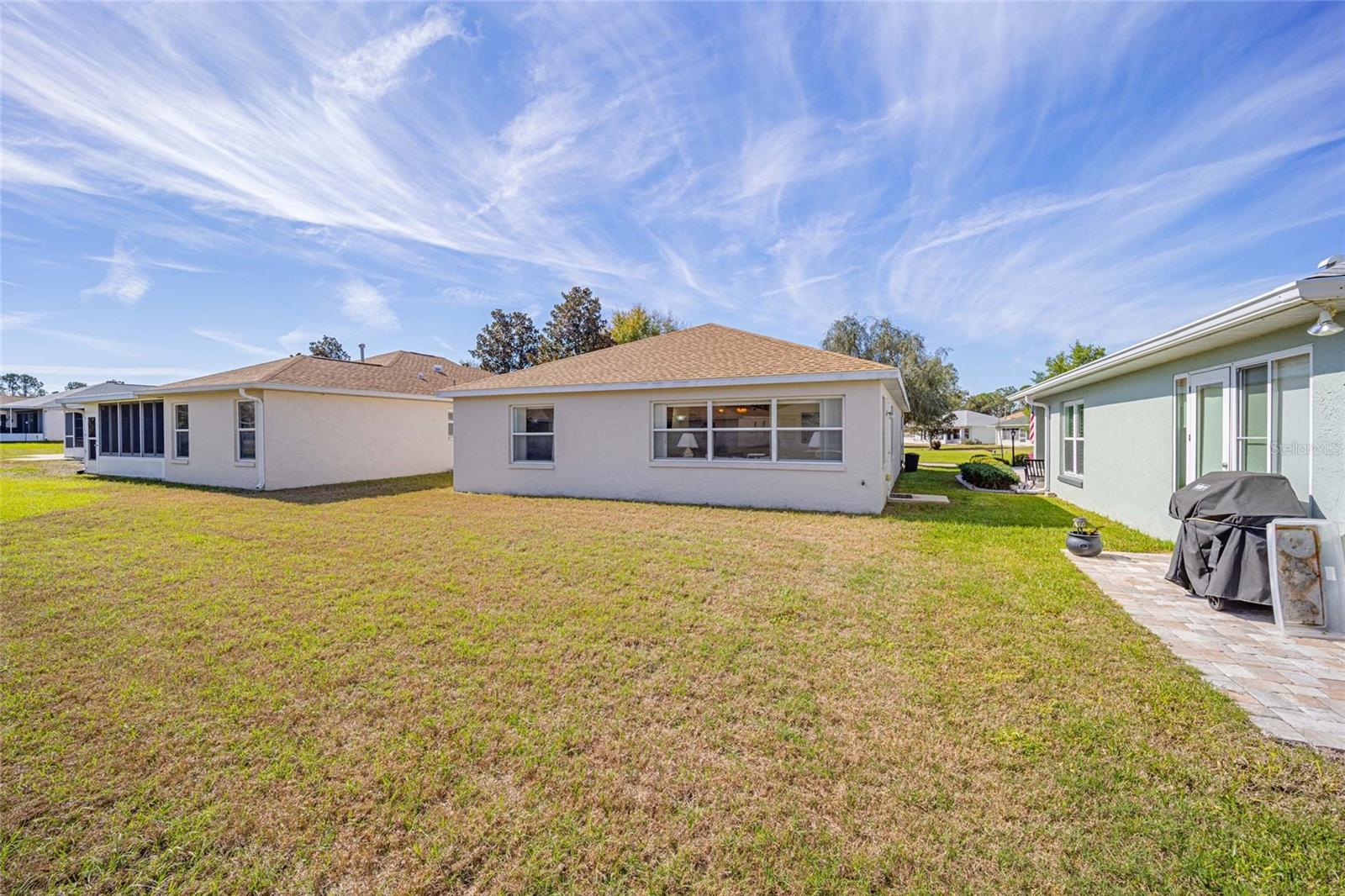 ON TOP OF THE WORLD - Residential