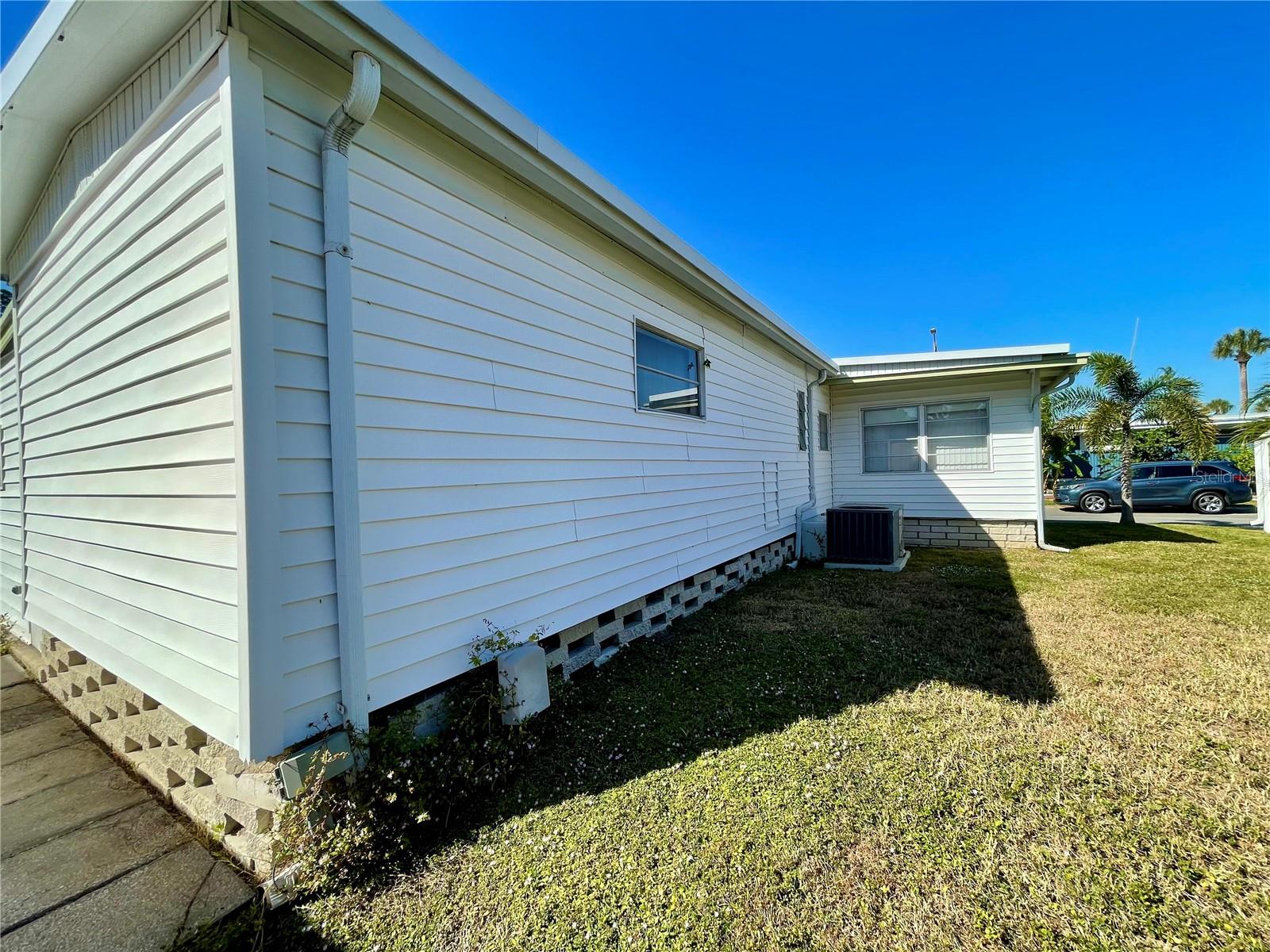 SUNSET PALMS UNREC - Residential