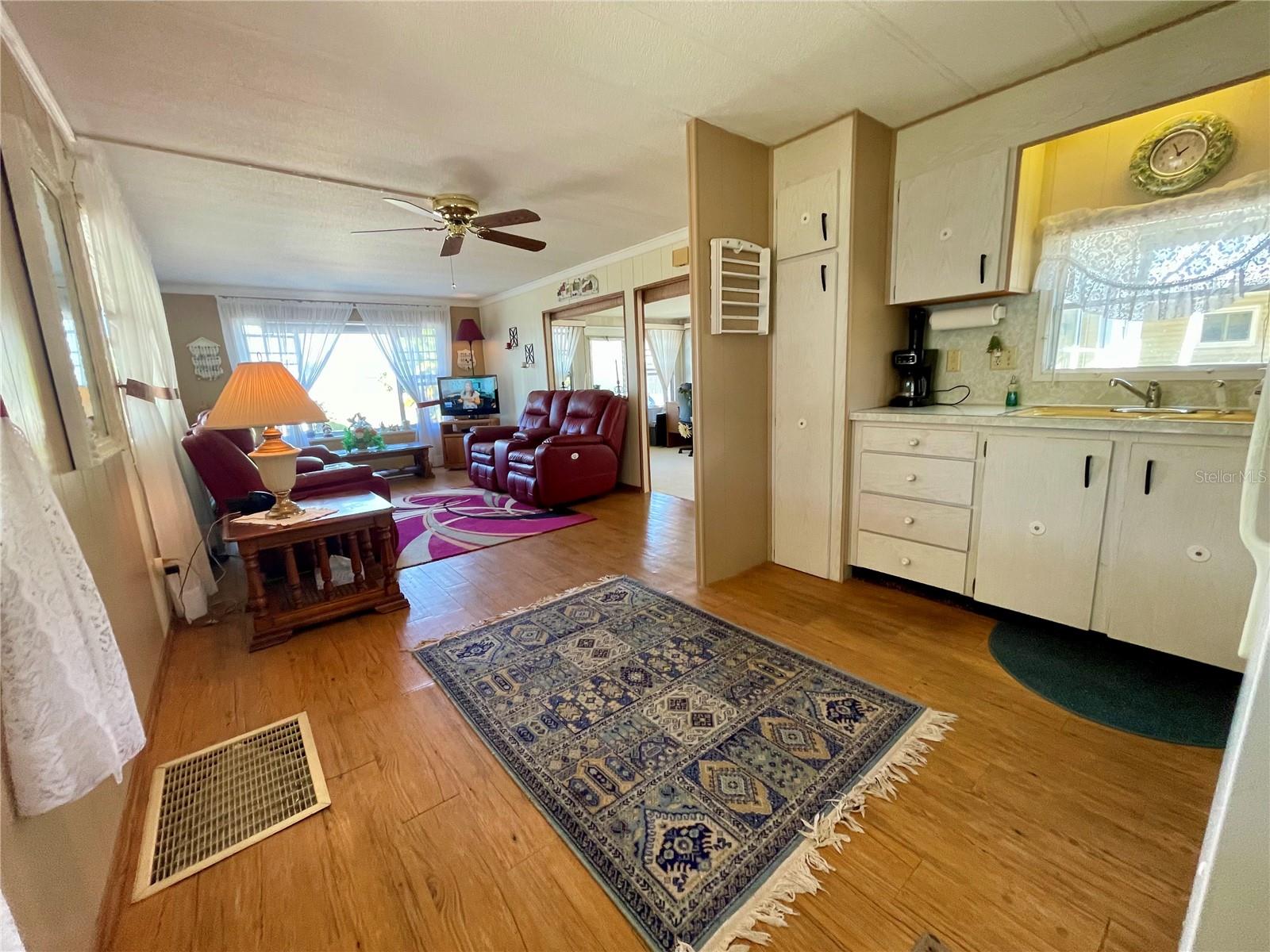 SUNSET PALMS UNREC - Residential