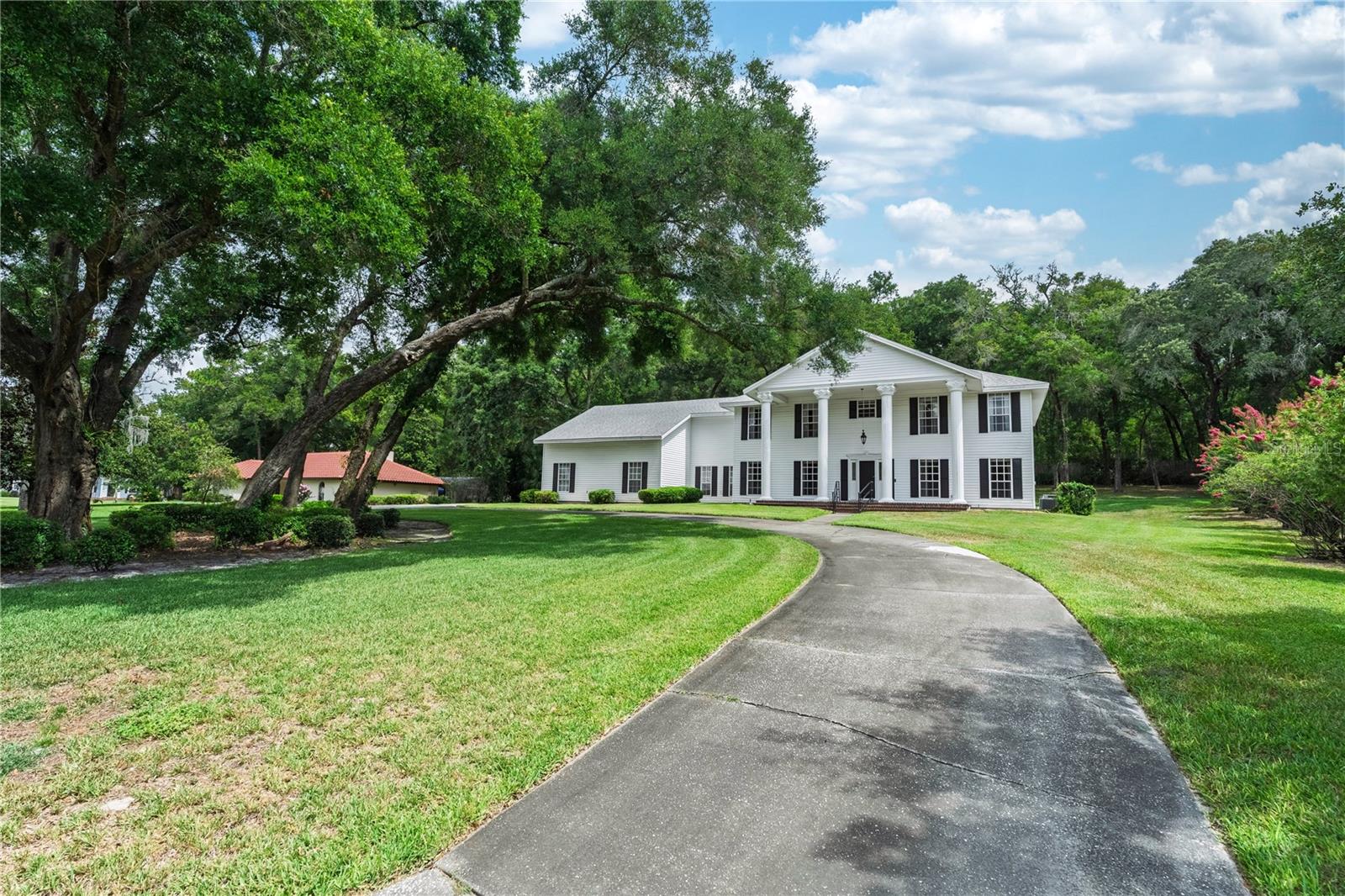 7219 CHESTERHILL CIRCLE