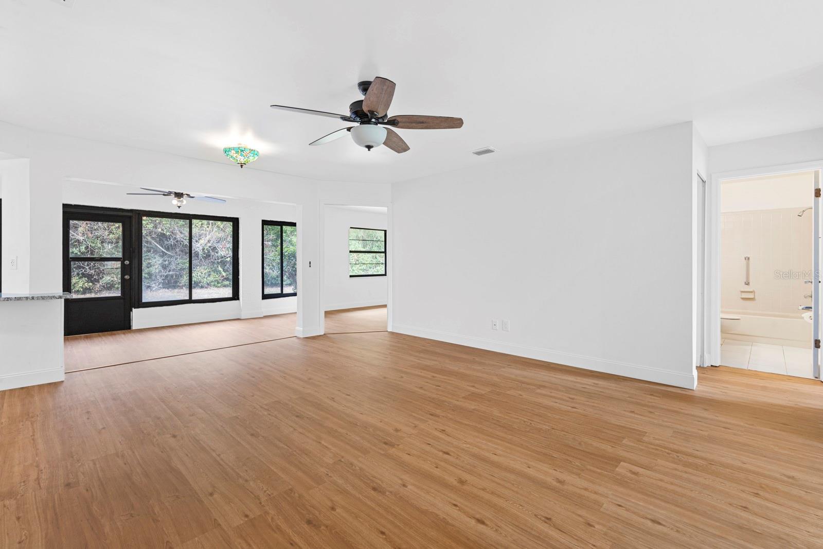 HIGHGATE IV CONDO - Residential