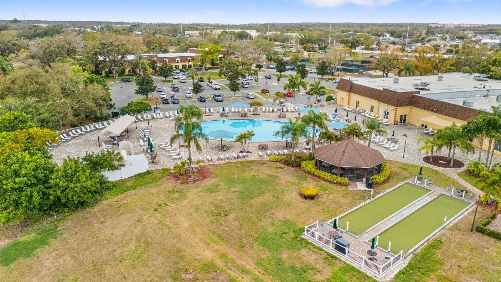 HIGHGATE IV CONDO - Residential