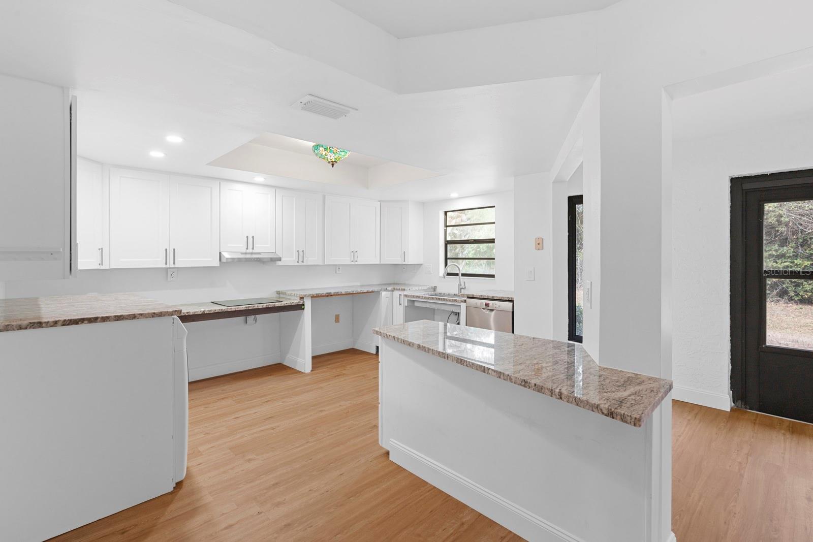 HIGHGATE IV CONDO - Residential