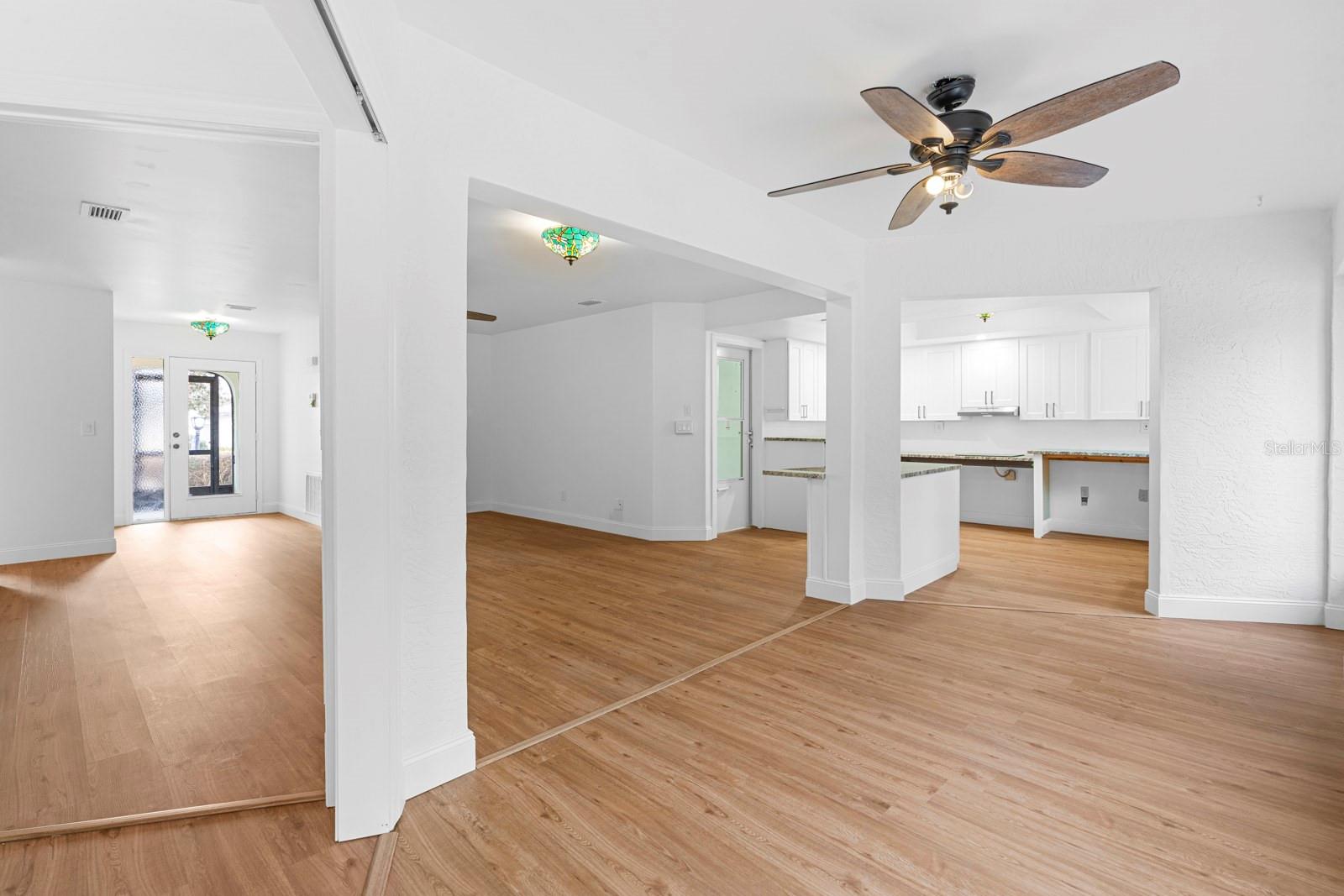 HIGHGATE IV CONDO - Residential