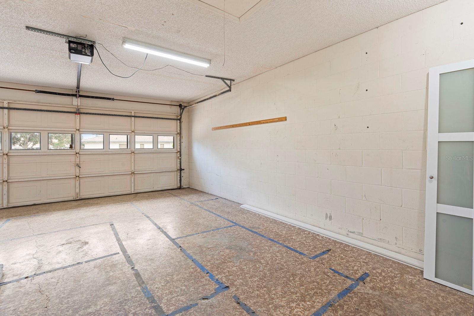 HIGHGATE IV CONDO - Residential