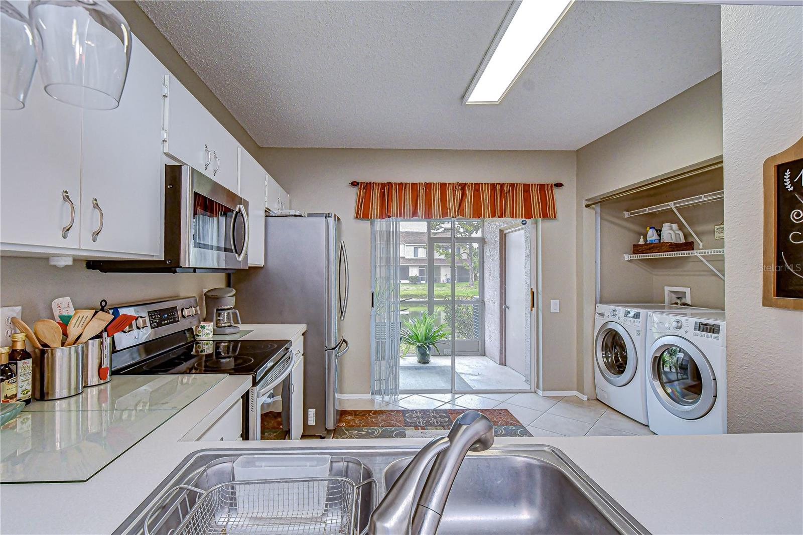 BAYSIDE KEY PH II - Residential