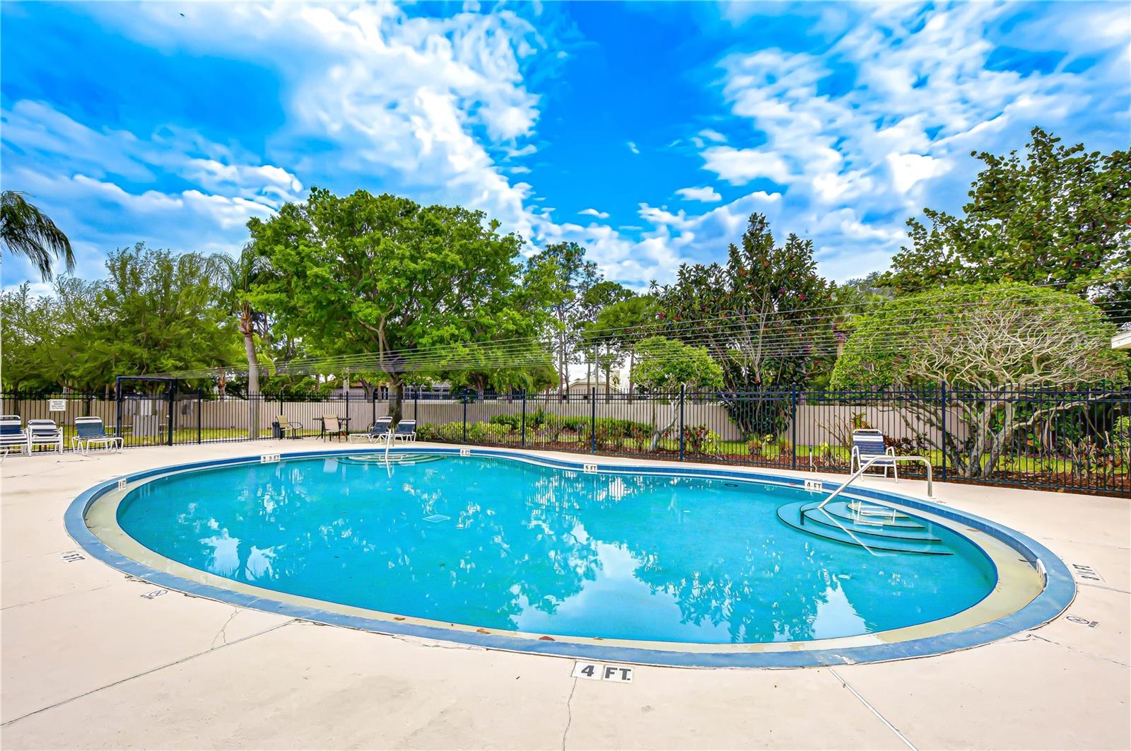 BAYSIDE KEY PH II - Residential