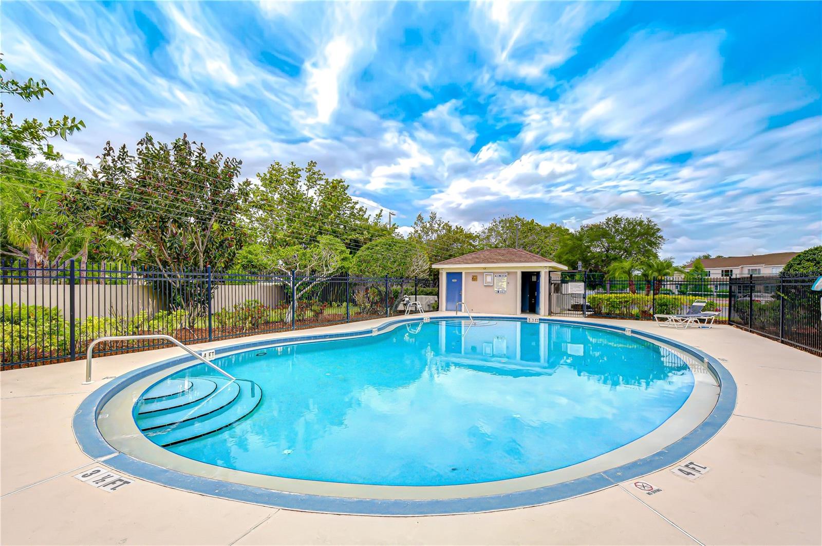 BAYSIDE KEY PH II - Residential