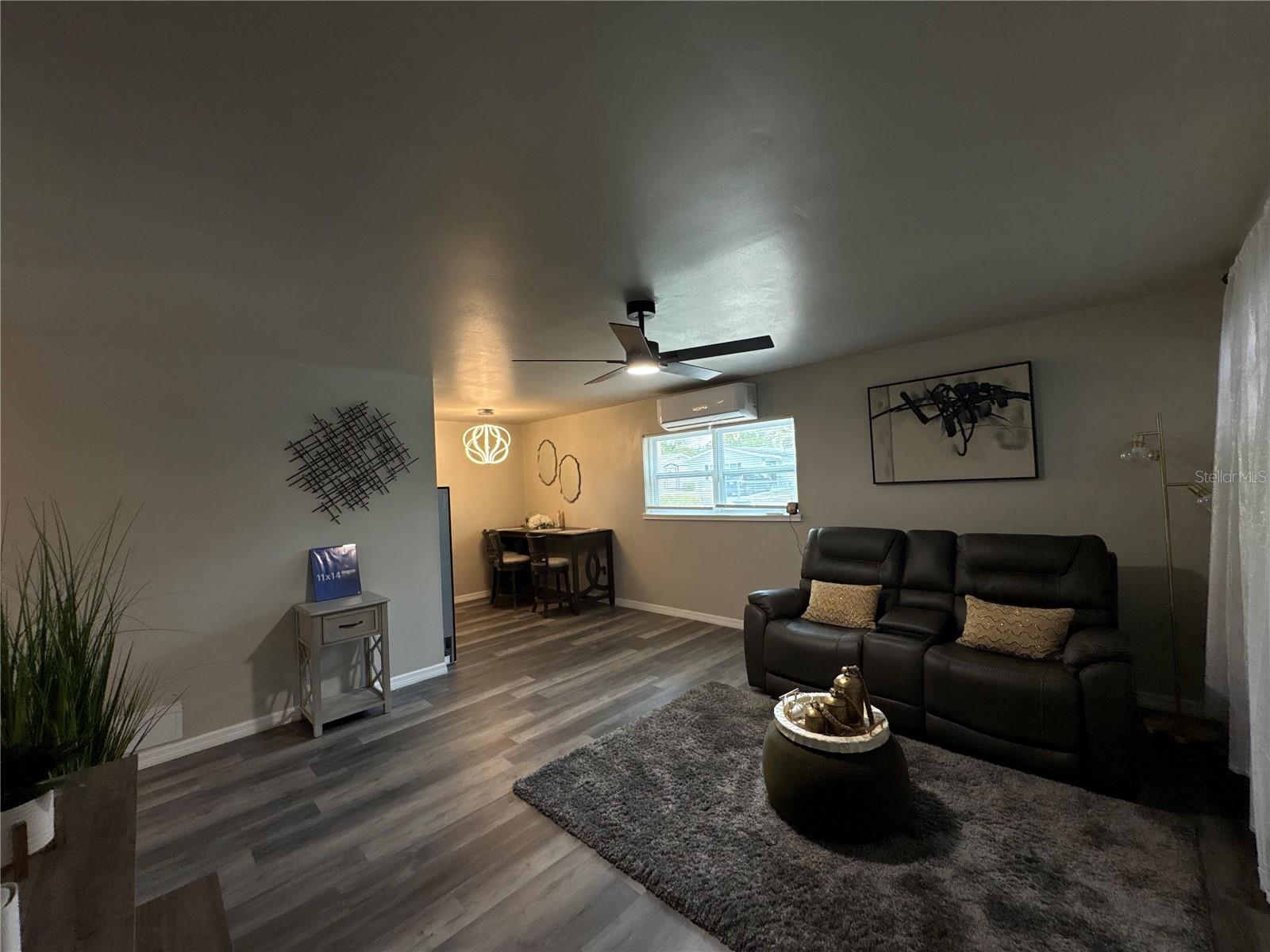 1601 SE 12TH PLACE