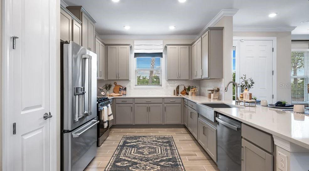 4294 CAIROLI COURT