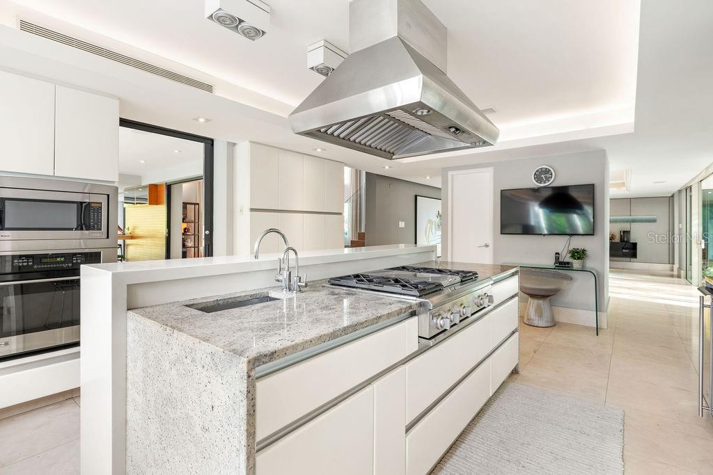 DORADO BEACH EAST - Residential
