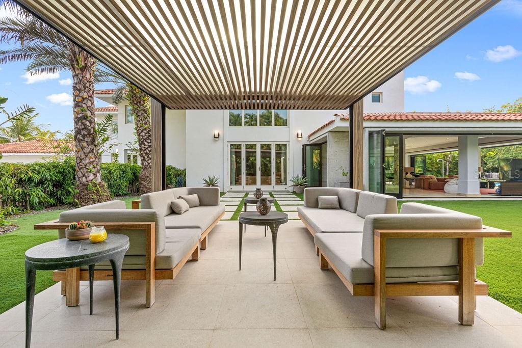 DORADO BEACH EAST - Residential