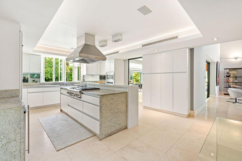 DORADO BEACH EAST - Residential