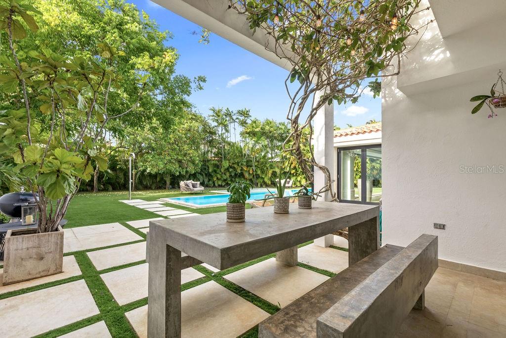 DORADO BEACH EAST - Residential