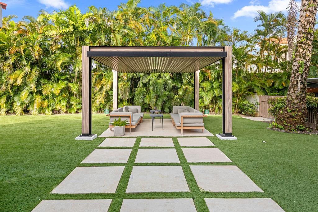 DORADO BEACH EAST - Residential