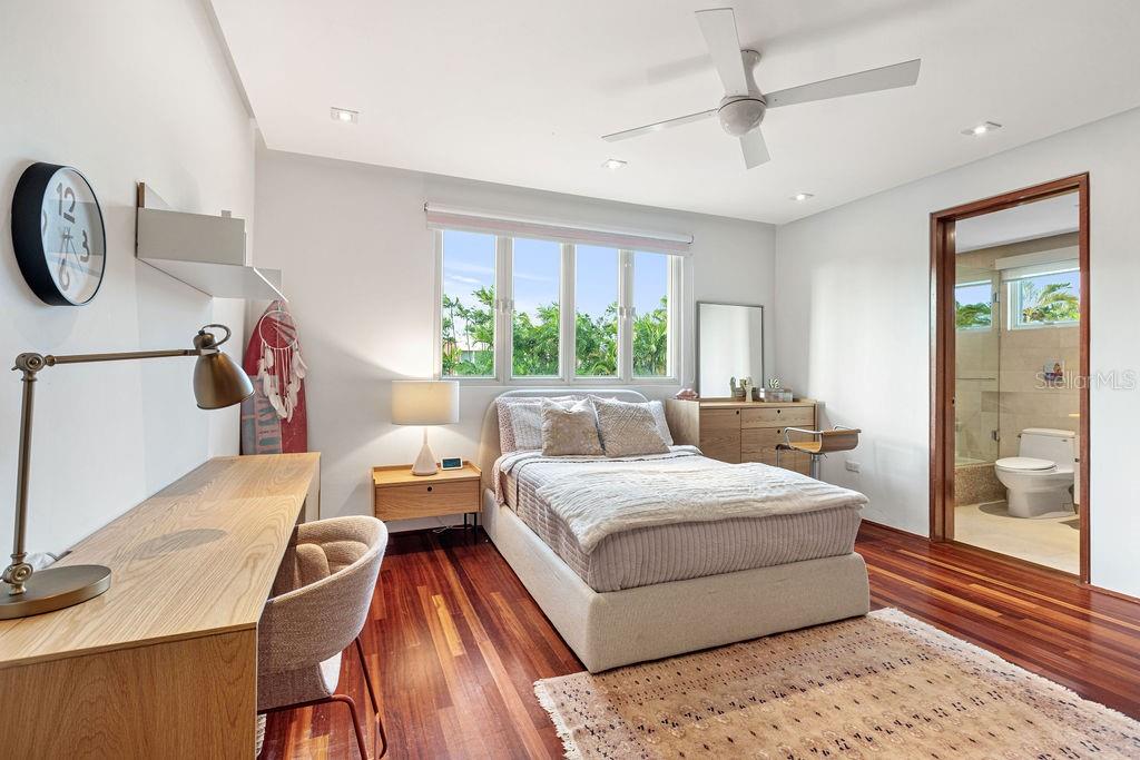 DORADO BEACH EAST - Residential
