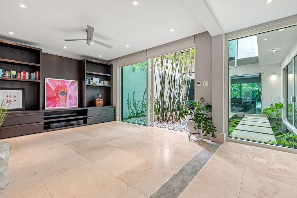 DORADO BEACH EAST - Residential