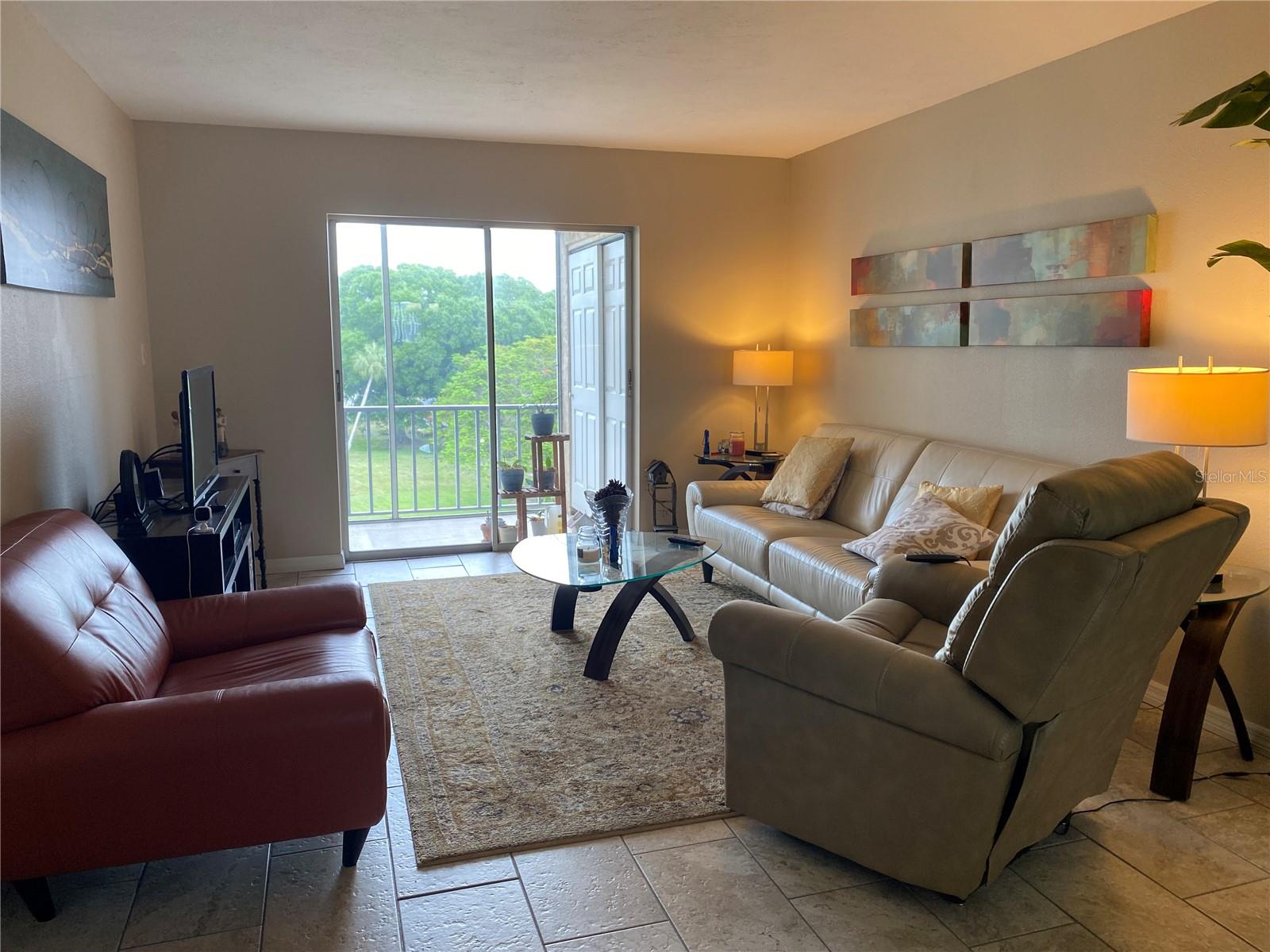 BAYSHORE ON THE LAKE CONDO APTS - Residential