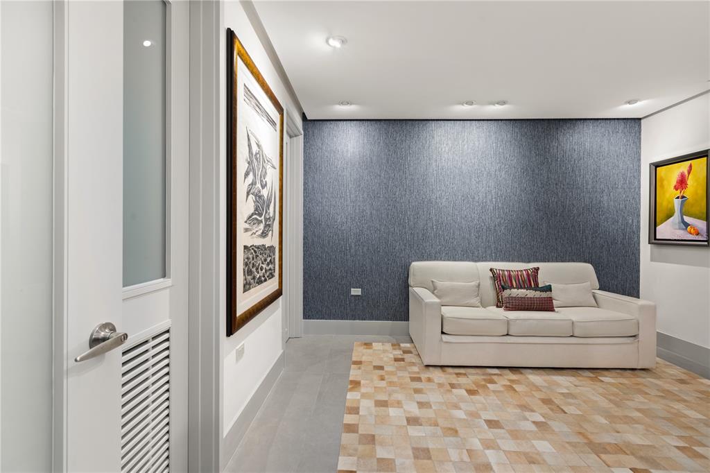 PLANTATION VILLAGE I - Residential