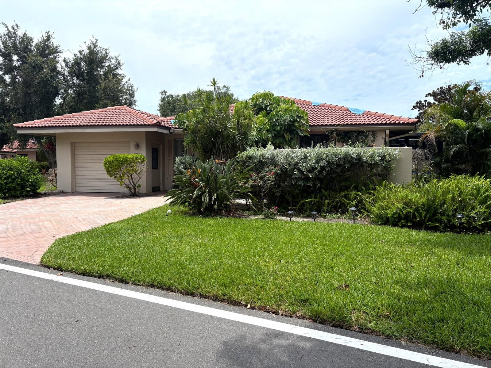 LANDINGS CARRIAGEHOUSE II - Residential Lease