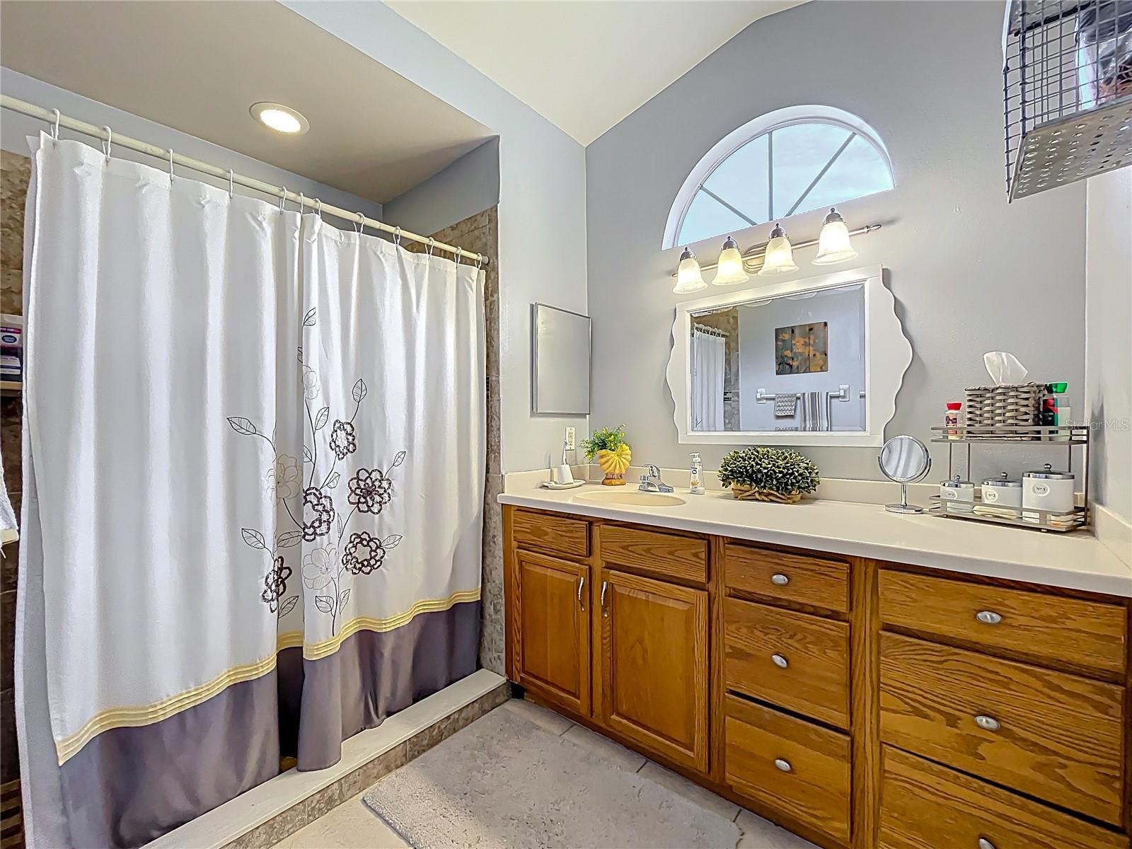 THE PLANTATION AT LEESBURG - Residential Lease