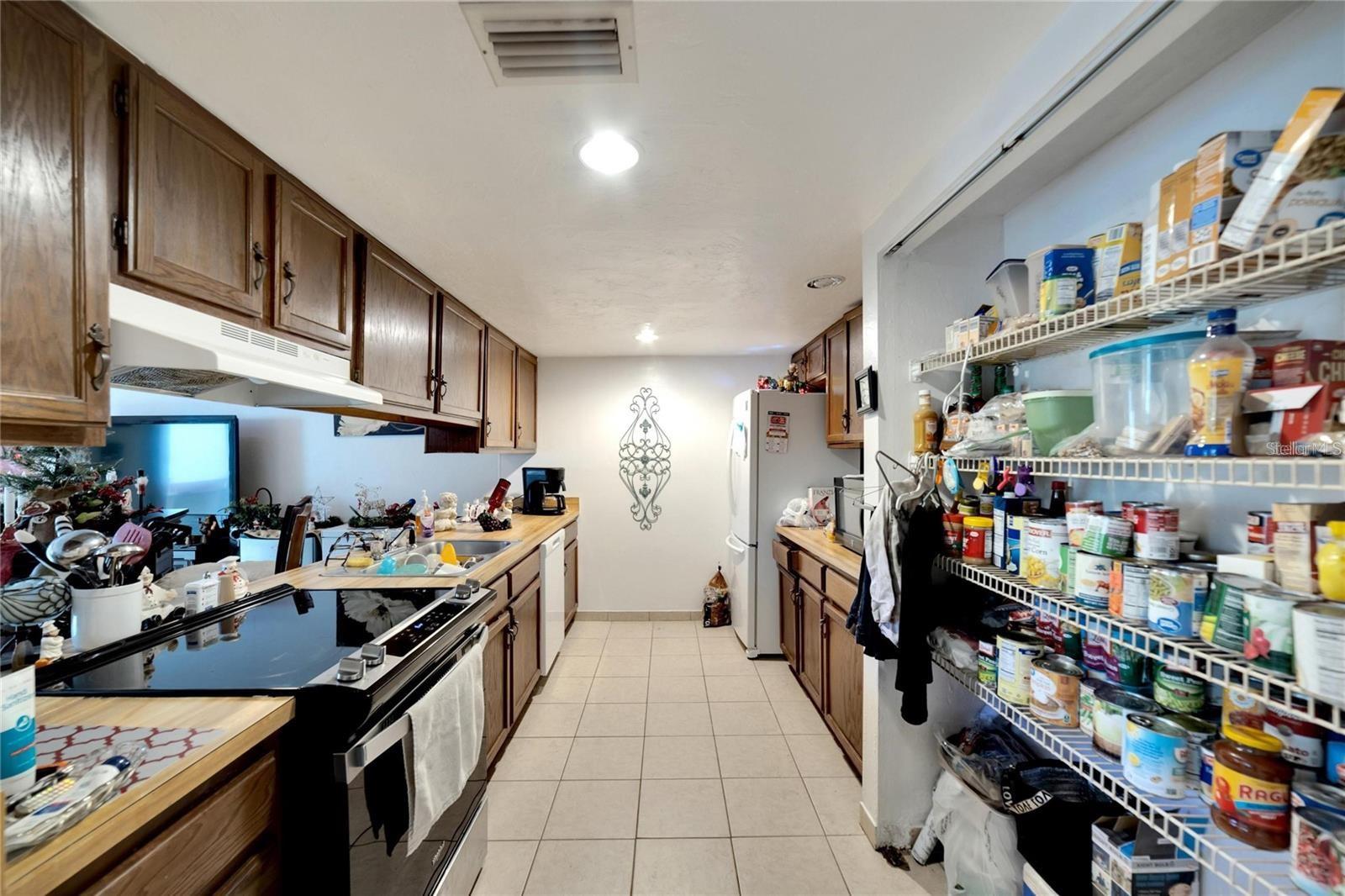 THREE KINGS - Residential Income