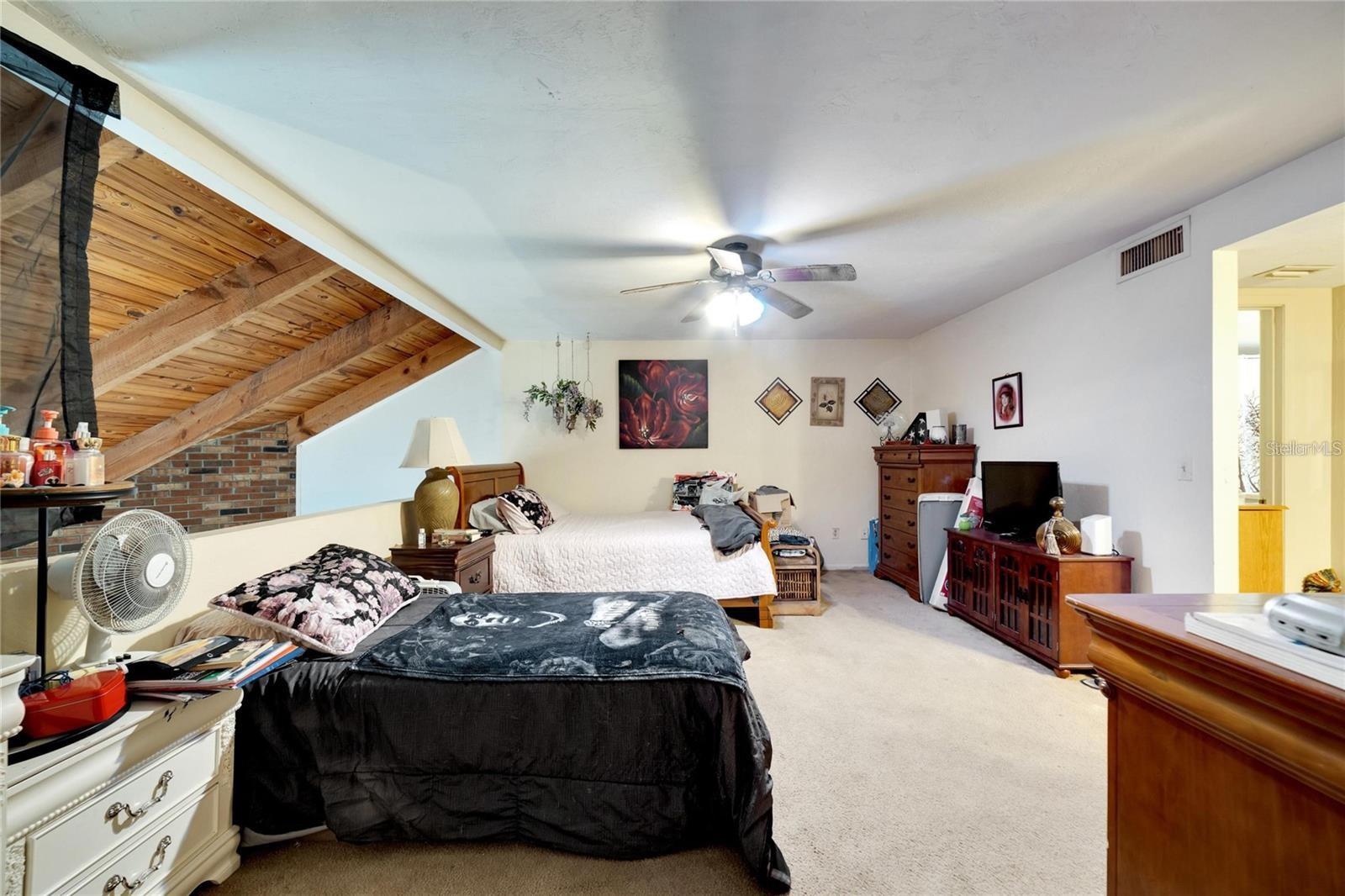 THREE KINGS - Residential Income