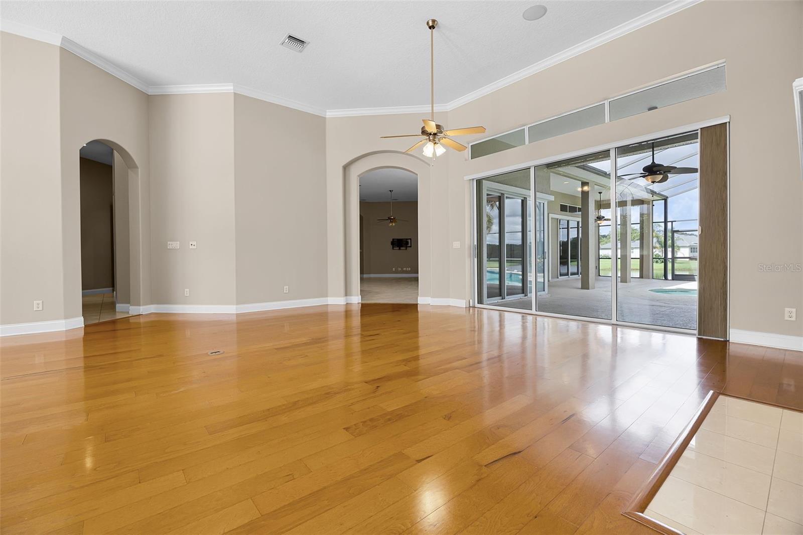 7303 SPRING MOUNTAIN LANE
