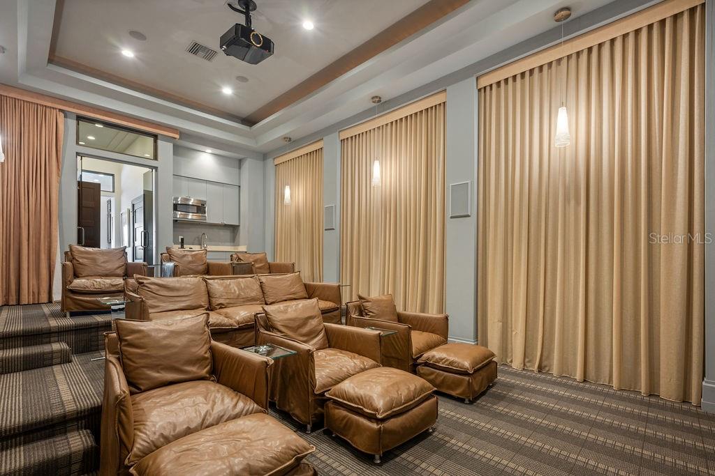 KEENES POINTE - Residential
