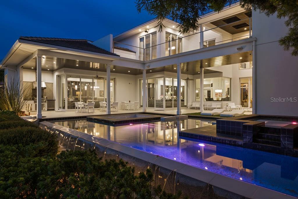 KEENES POINTE - Residential