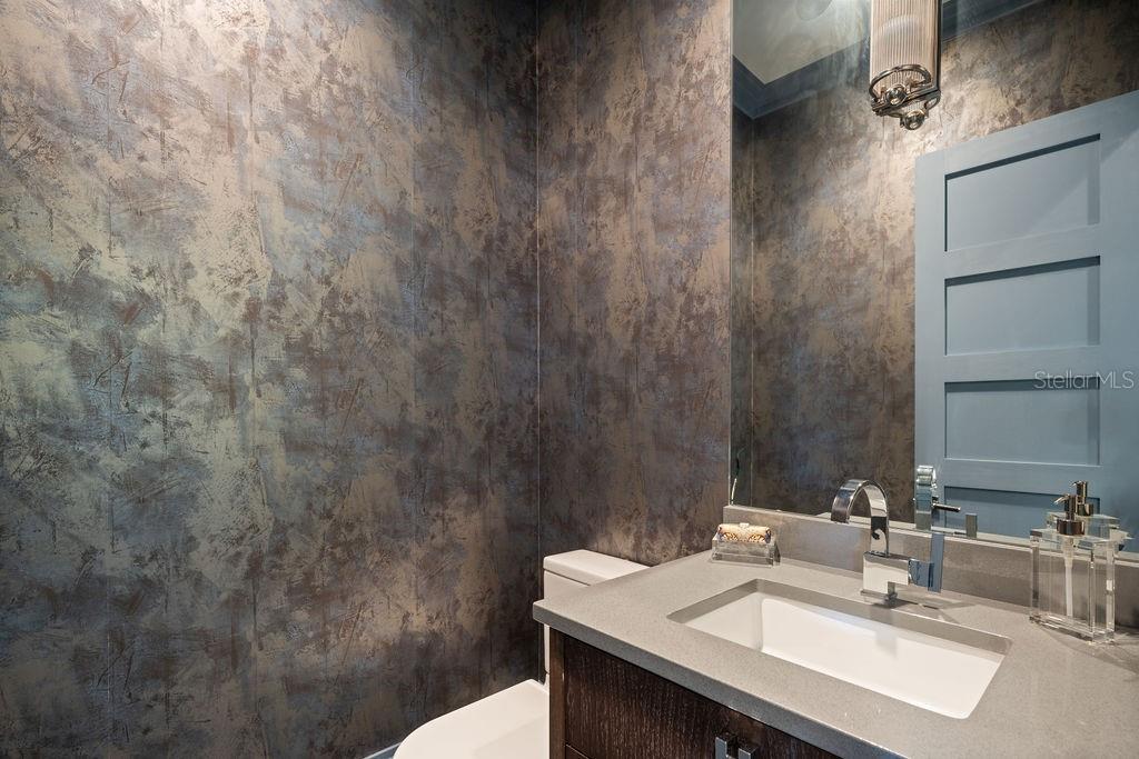 KEENES POINTE - Residential