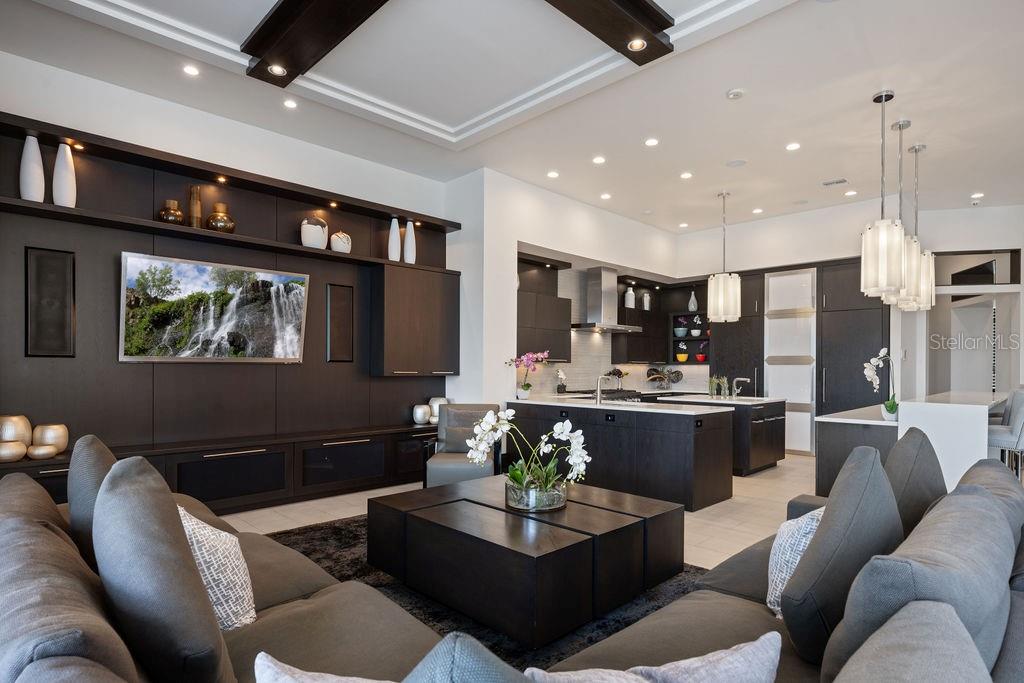 KEENES POINTE - Residential