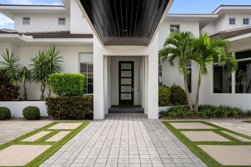 9721 CARILLON PARK DRIVE