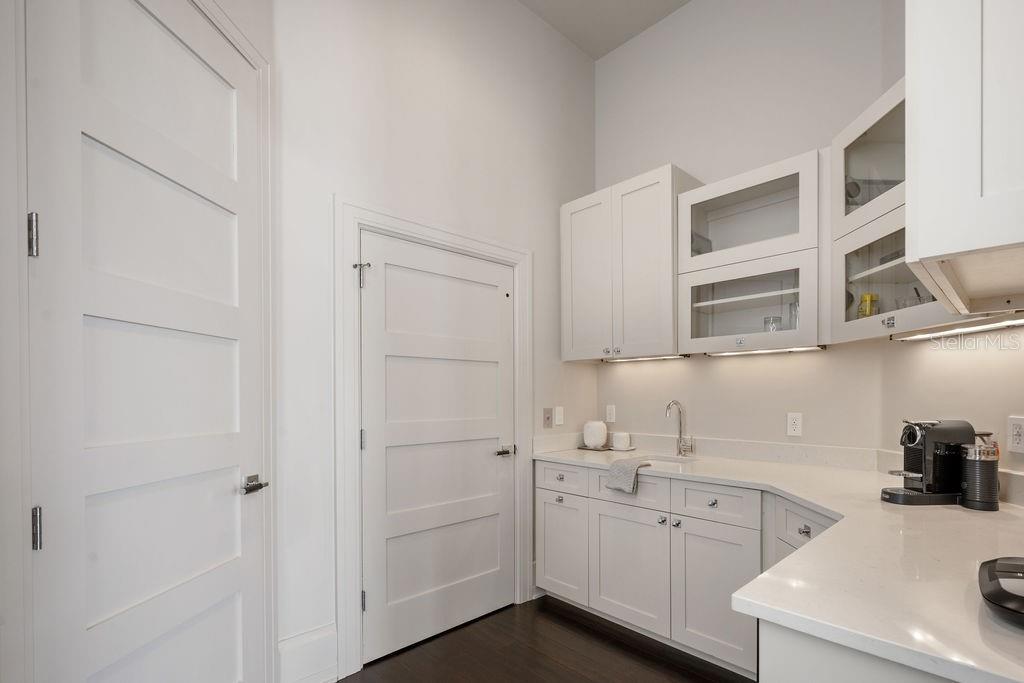 KEENES POINTE - Residential