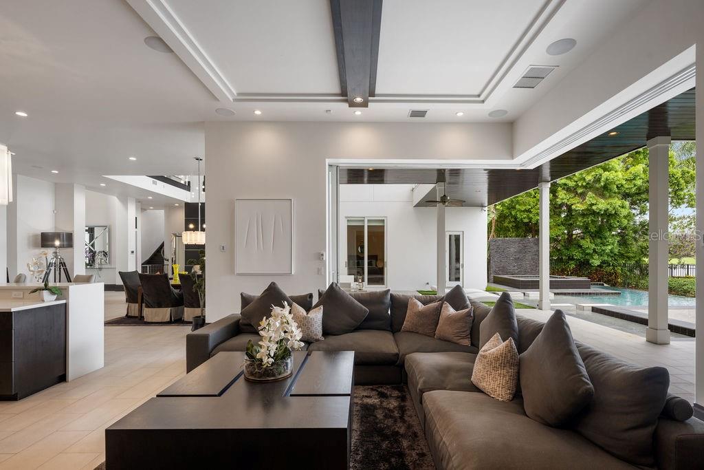 KEENES POINTE - Residential