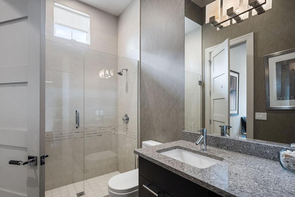 KEENES POINTE - Residential