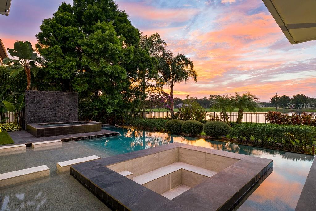 KEENES POINTE - Residential