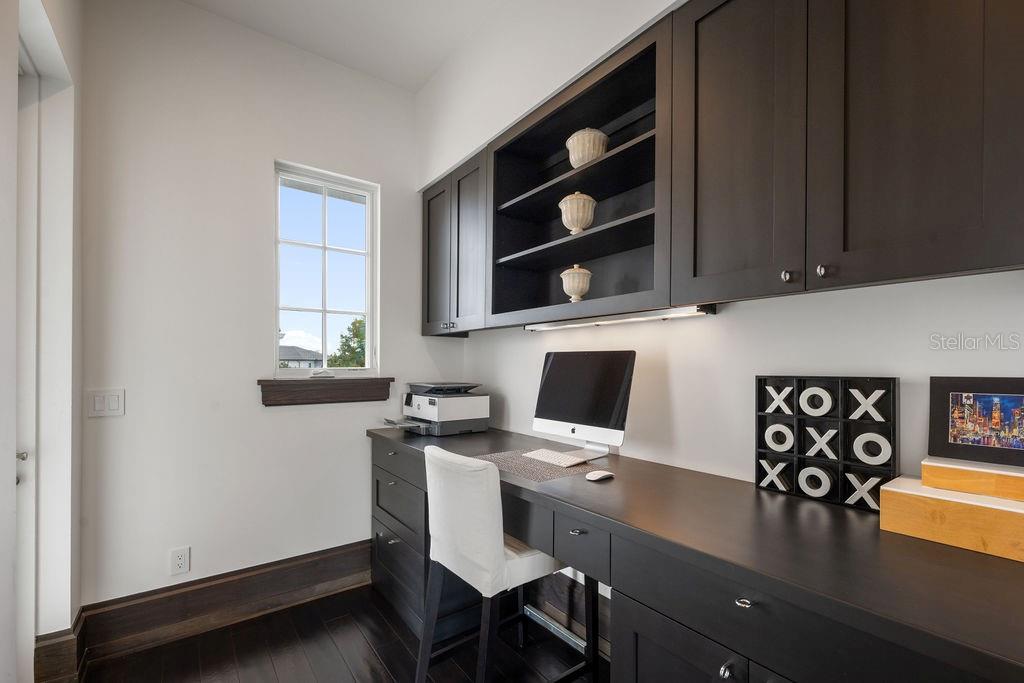 KEENES POINTE - Residential