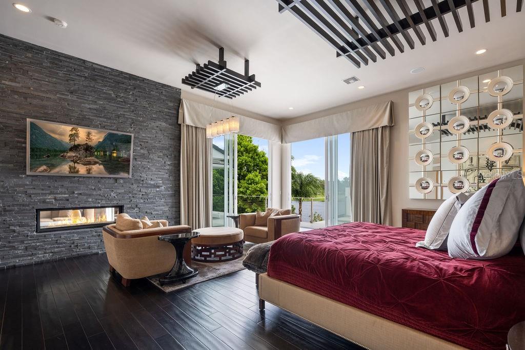 KEENES POINTE - Residential