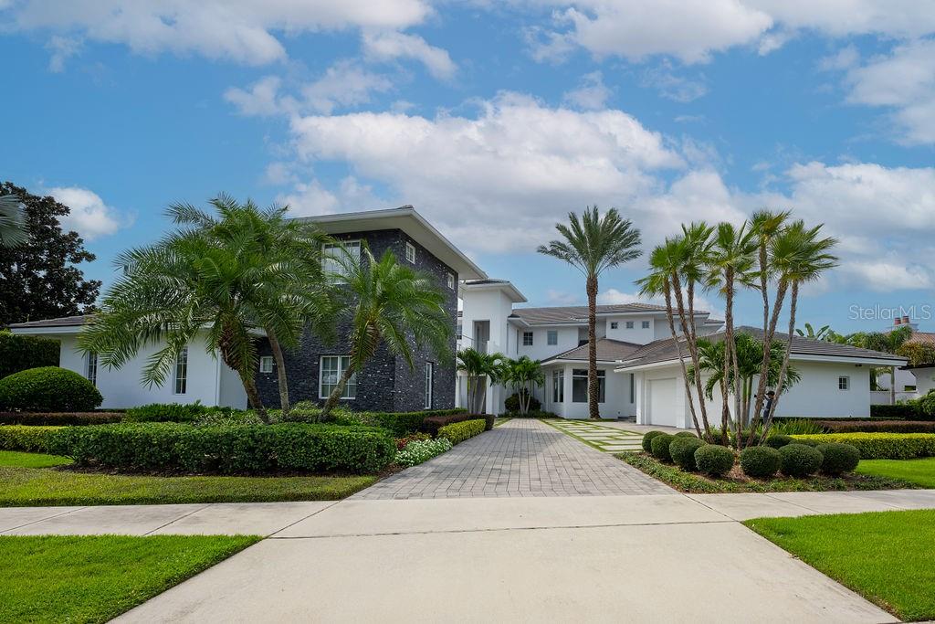 9721 CARILLON PARK DRIVE
