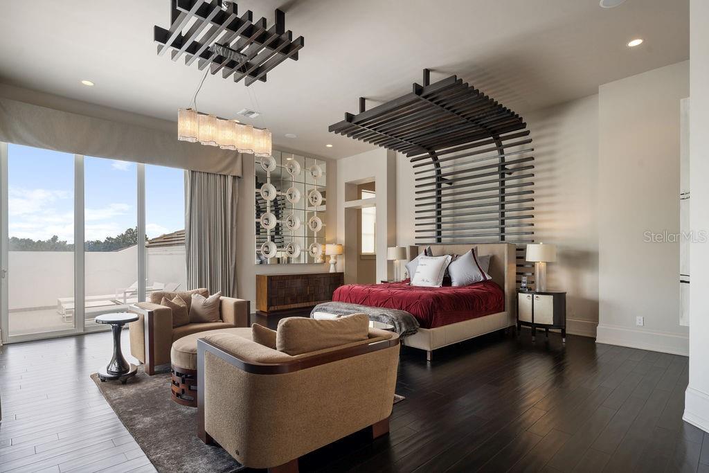 KEENES POINTE - Residential